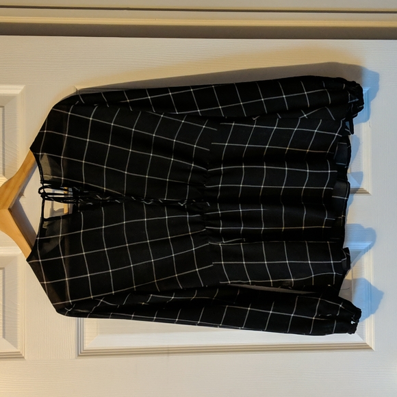 Sheer black blouse - Picture 2 of 2